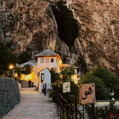 Balkan turu, Mostar Neretva Kanyonu manzarası ve tarihi ev