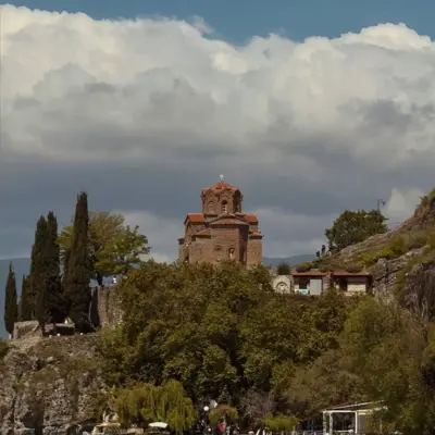 Balkan turu, Ohri Sveti Jovan Manastırı göl manzarası